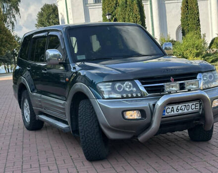 Зелений Міцубісі Паджеро, об'ємом двигуна 3.5 л та пробігом 260 тис. км за 9150 $, фото 1 на Automoto.ua