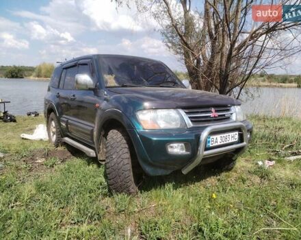 Зеленый Мицубиси Паджеро, объемом двигателя 3.5 л и пробегом 160 тыс. км за 9900 $, фото 1 на Automoto.ua