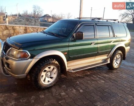 Зелений Міцубісі Паджеро, об'ємом двигуна 2.97 л та пробігом 420 тис. км за 6500 $, фото 1 на Automoto.ua