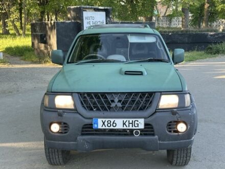 Міцубісі Паджеро 2001 у Тульчине на Automoto.ua Зелений Міцубісі Паджеро, об'ємом двигуна 2.5 л та пробігом 350 тис. км за 4200 $, фото 1 на Automoto.ua