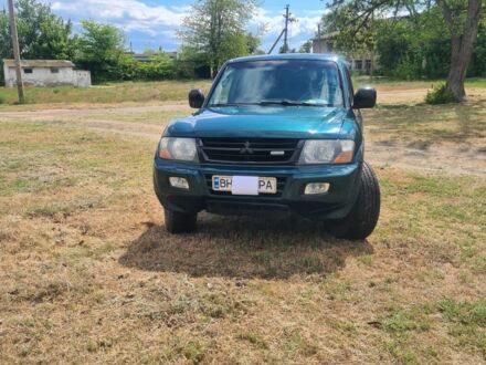 Зеленый Мицубиси Паджеро, объемом двигателя 0 л и пробегом 300 тыс. км за 7800 $, фото 1 на Automoto.ua