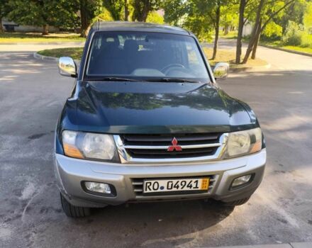 Зелений Міцубісі Паджеро, об'ємом двигуна 3 л та пробігом 250 тис. км за 4500 $, фото 1 на Automoto.ua