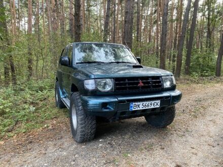 Міцубісі Паджеро 2003 у Кременце на Automoto.ua Зелений Міцубісі Паджеро, об'ємом двигуна 2.5 л та пробігом 149 тис. км за 6200 $, фото 1 на Automoto.ua