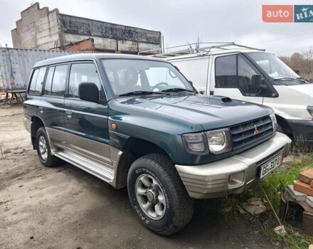Зеленый Мицубиси Паджеро, объемом двигателя 2.5 л и пробегом 180 тыс. км за 6499 $, фото 1 на Automoto.ua