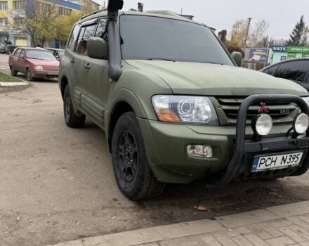 Зеленый Мицубиси Паджеро, объемом двигателя 3.2 л и пробегом 250 тыс. км за 6200 $, фото 1 на Automoto.ua