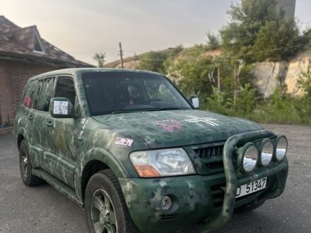Мицубиси Паджеро 2005 в Изюме на Automoto.ua Зеленый Мицубиси Паджеро, объемом двигателя 3.2 л и пробегом 340 тыс. км за 5500 $, фото 1 на Automoto.ua