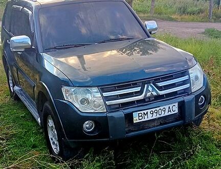 Міцубісі Паджеро 2007 у Славянске на Automoto.ua Зелений Міцубісі Паджеро, об'ємом двигуна 3 л та пробігом 0 тис. км за 6555 $, фото 1 на Automoto.ua