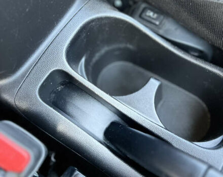 Серый Мицубиси РВР, объемом двигателя 2 л и пробегом 72 тыс. км за 11900 $, фото 13 на Automoto.ua