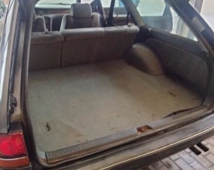 Черный Мицубиси Сигма, объемом двигателя 3 л и пробегом 300 тыс. км за 3000 $, фото 1 на Automoto.ua