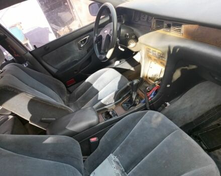 Красный Мицубиси Сигма, объемом двигателя 3 л и пробегом 350 тыс. км за 1500 $, фото 3 на Automoto.ua