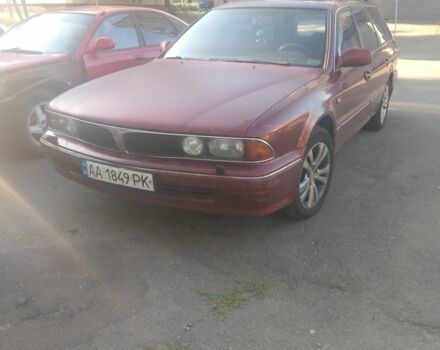 Красный Мицубиси Сигма, объемом двигателя 3 л и пробегом 375 тыс. км за 1500 $, фото 6 на Automoto.ua