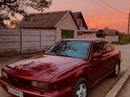 Червоний Міцубісі Сігма, об'ємом двигуна 3 л та пробігом 100 тис. км за 2000 $, фото 1 на Automoto.ua