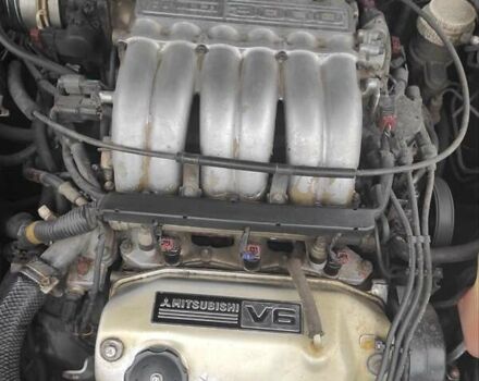 Серый Мицубиси Сигма, объемом двигателя 3 л и пробегом 366 тыс. км за 1700 $, фото 12 на Automoto.ua