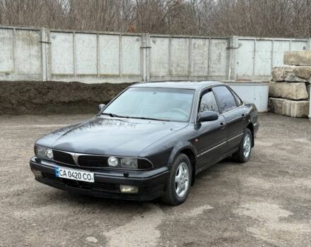 Серый Мицубиси Сигма, объемом двигателя 3 л и пробегом 185 тыс. км за 1550 $, фото 1 на Automoto.ua