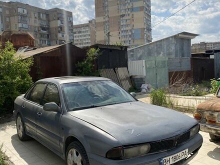 Мицубиси Сигма 1991 в Одессе на Automoto.ua Серый Мицубиси Сигма, объемом двигателя 3 л и пробегом 200 тыс. км за 950 $, фото 1 на Automoto.ua