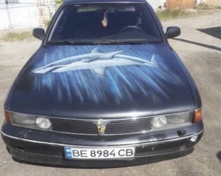 Серый Мицубиси Сигма, объемом двигателя 3 л и пробегом 300 тыс. км за 1500 $, фото 1 на Automoto.ua