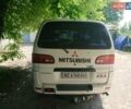 Белый Мицубиси Спейс Гир, объемом двигателя 2.4 л и пробегом 310 тыс. км за 9995 $, фото 4 на Automoto.ua
