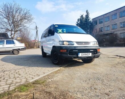 Білий Міцубісі Спейс Гір, об'ємом двигуна 2.5 л та пробігом 311 тис. км за 3500 $, фото 1 на Automoto.ua
