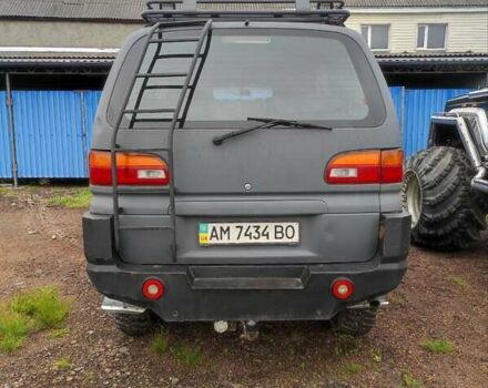 Серый Мицубиси Спейс Гир, объемом двигателя 2.5 л и пробегом 288 тыс. км за 11965 $, фото 7 на Automoto.ua