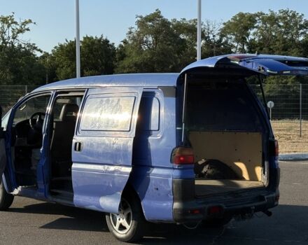 Синий Мицубиси Спейс Гир, объемом двигателя 2.5 л и пробегом 347 тыс. км за 3800 $, фото 13 на Automoto.ua