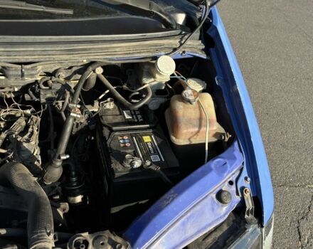 Синий Мицубиси Спейс Гир, объемом двигателя 2.5 л и пробегом 347 тыс. км за 3800 $, фото 17 на Automoto.ua