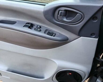 Зеленый Мицубиси Спейс Гир, объемом двигателя 2 л и пробегом 440 тыс. км за 3800 $, фото 16 на Automoto.ua