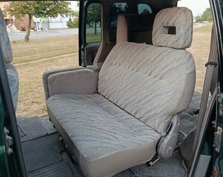 Зеленый Мицубиси Спейс Гир, объемом двигателя 2 л и пробегом 440 тыс. км за 3800 $, фото 11 на Automoto.ua