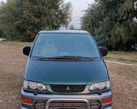 Зеленый Мицубиси Спейс Гир, объемом двигателя 2 л и пробегом 440 тыс. км за 3800 $, фото 8 на Automoto.ua