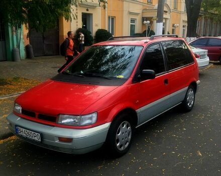 Червоний Міцубісі Спейс Раннер, об'ємом двигуна 1.8 л та пробігом 290 тис. км за 2900 $, фото 5 на Automoto.ua