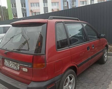 Міцубісі Спейс Раннер 1996 у Ирпене на Automoto.ua Червоний Міцубісі Спейс Раннер, об'ємом двигуна 1.8 л та пробігом 375 тис. км за 2100 $, фото 8 на Automoto.ua