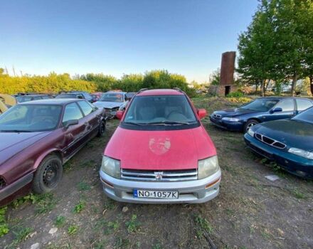Червоний Міцубісі Спейс Раннер, об'ємом двигуна 1.8 л та пробігом 1000 тис. км за 1250 $, фото 2 на Automoto.ua