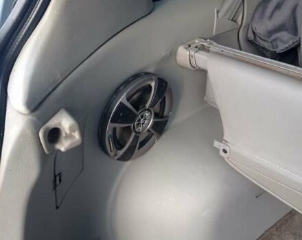 Синій Міцубісі Спейс Раннер, об'ємом двигуна 1.8 л та пробігом 390 тис. км за 2700 $, фото 16 на Automoto.ua