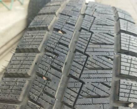 Синій Міцубісі Спейс Раннер, об'ємом двигуна 1.8 л та пробігом 390 тис. км за 2700 $, фото 29 на Automoto.ua