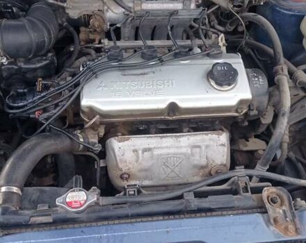 Синій Міцубісі Спейс Раннер, об'ємом двигуна 1.8 л та пробігом 390 тис. км за 2700 $, фото 20 на Automoto.ua