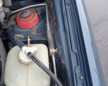 Синій Міцубісі Спейс Раннер, об'ємом двигуна 1.8 л та пробігом 390 тис. км за 2700 $, фото 23 на Automoto.ua