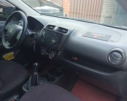 Білий Міцубісі Спейс Стар, об'ємом двигуна 1 л та пробігом 126 тис. км за 6300 $, фото 5 на Automoto.ua