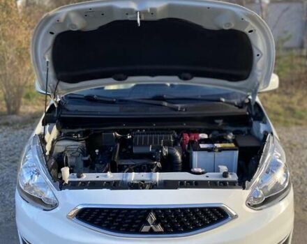 Белый Мицубиси Спейс Стар, объемом двигателя 1 л и пробегом 147 тыс. км за 6950 $, фото 9 на Automoto.ua