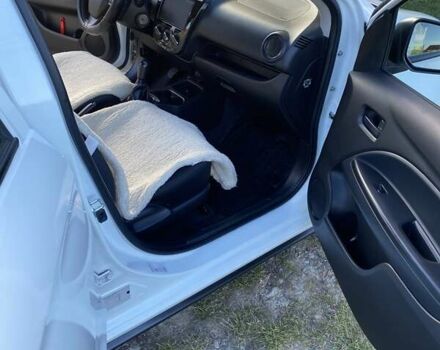 Белый Мицубиси Спейс Стар, объемом двигателя 1 л и пробегом 147 тыс. км за 6950 $, фото 13 на Automoto.ua