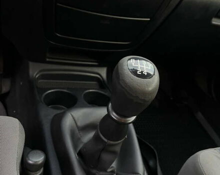 Білий Міцубісі Спейс Стар, об'ємом двигуна 1.58 л та пробігом 319 тис. км за 3500 $, фото 7 на Automoto.ua