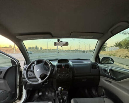 Белый Мицубиси Спейс Стар, объемом двигателя 1.6 л и пробегом 319 тыс. км за 2950 $, фото 33 на Automoto.ua