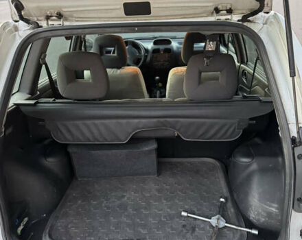 Белый Мицубиси Спейс Стар, объемом двигателя 1.6 л и пробегом 319 тыс. км за 2950 $, фото 12 на Automoto.ua