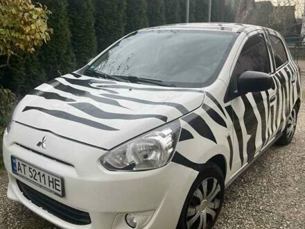Белый Мицубиси Спейс Стар, объемом двигателя 1 л и пробегом 159 тыс. км за 5225 $, фото 1 на Automoto.ua