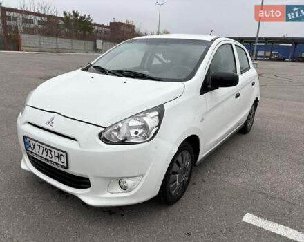 Білий Міцубісі Спейс Стар, об'ємом двигуна 1 л та пробігом 72 тис. км за 5600 $, фото 1 на Automoto.ua