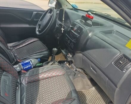 Черный Мицубиси Спейс Стар, объемом двигателя 1.6 л и пробегом 210 тыс. км за 2000 $, фото 4 на Automoto.ua