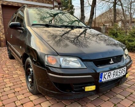 Черный Мицубиси Спейс Стар, объемом двигателя 1.6 л и пробегом 250 тыс. км за 1000 $, фото 1 на Automoto.ua