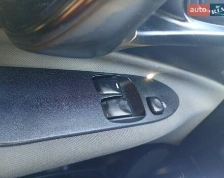 Фиолетовый Мицубиси Спейс Стар, объемом двигателя 1.58 л и пробегом 240 тыс. км за 3500 $, фото 10 на Automoto.ua