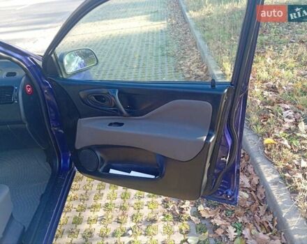 Фиолетовый Мицубиси Спейс Стар, объемом двигателя 1.58 л и пробегом 240 тыс. км за 3500 $, фото 6 на Automoto.ua