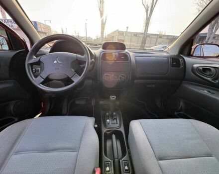 Мицубиси Спейс Стар 2002 в Днепре (Днепропетровске) на Automoto.ua Красный Мицубиси Спейс Стар, объемом двигателя 1.6 л и пробегом 177 тыс. км за 5200 $, фото 7 на Automoto.ua