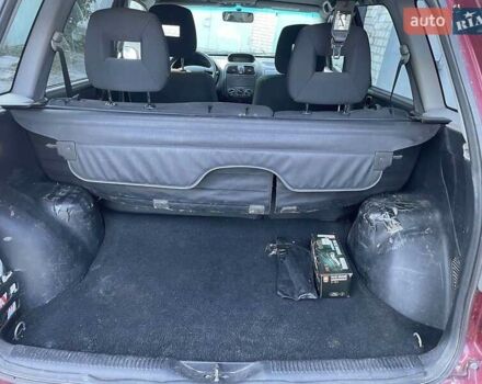 Мицубиси Спейс Стар 2003 в Киеве на Automoto.ua Красный Мицубиси Спейс Стар, объемом двигателя 1.6 л и пробегом 220 тыс. км за 4000 $, фото 23 на Automoto.ua