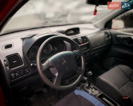 Красный Мицубиси Спейс Стар, объемом двигателя 1.6 л и пробегом 200 тыс. км за 2700 $, фото 16 на Automoto.ua